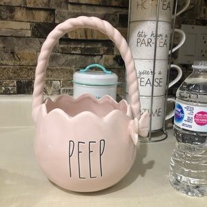 Rae Dunn Peep basket